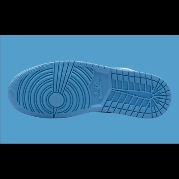 Nike Air Jordan 1 Low Legend Blue UNC White Sneakers FZ2138-114 Men's Size 8 - Picture 2 of 8